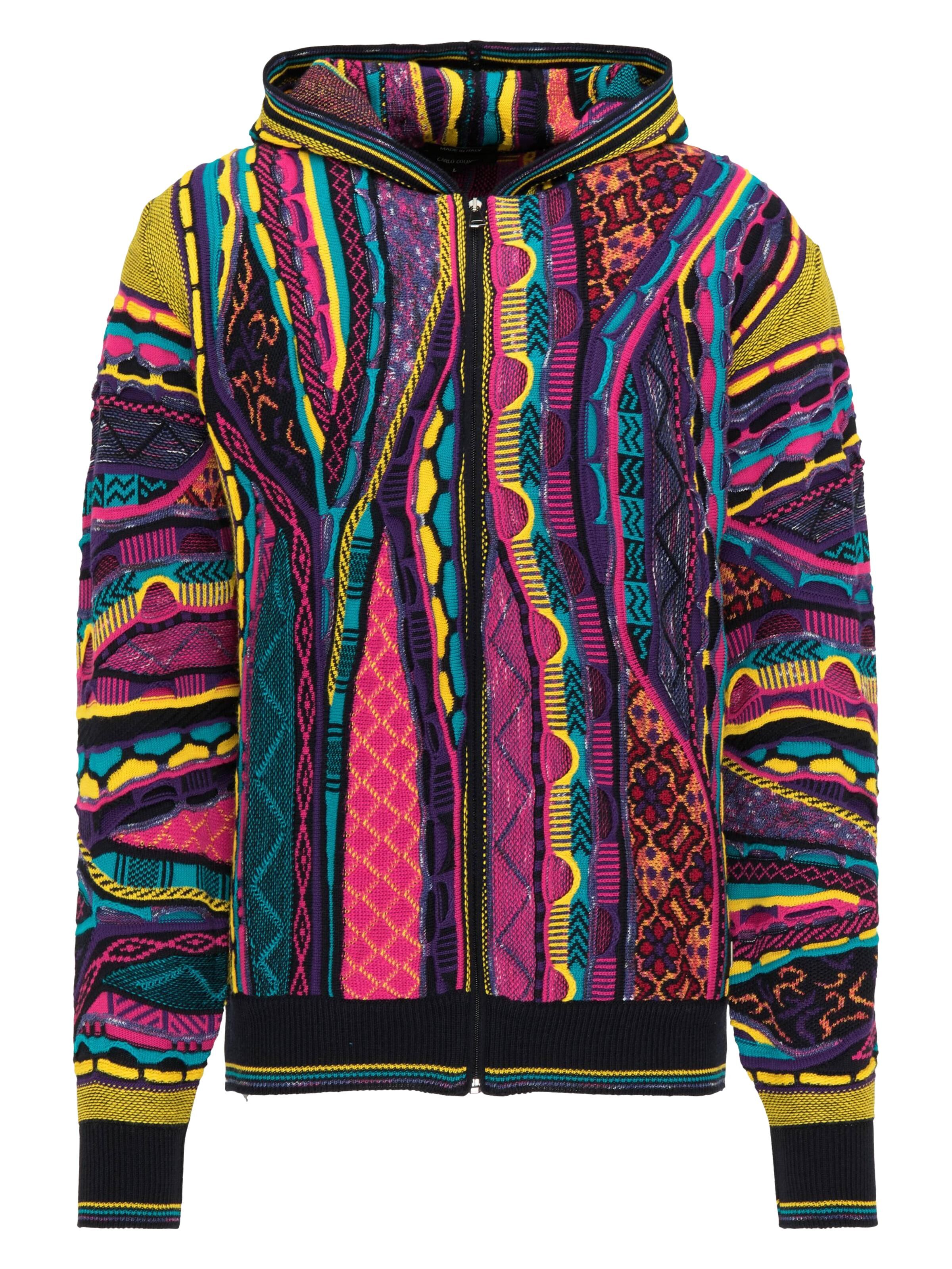  Markante Strickjacke mit Kapuze