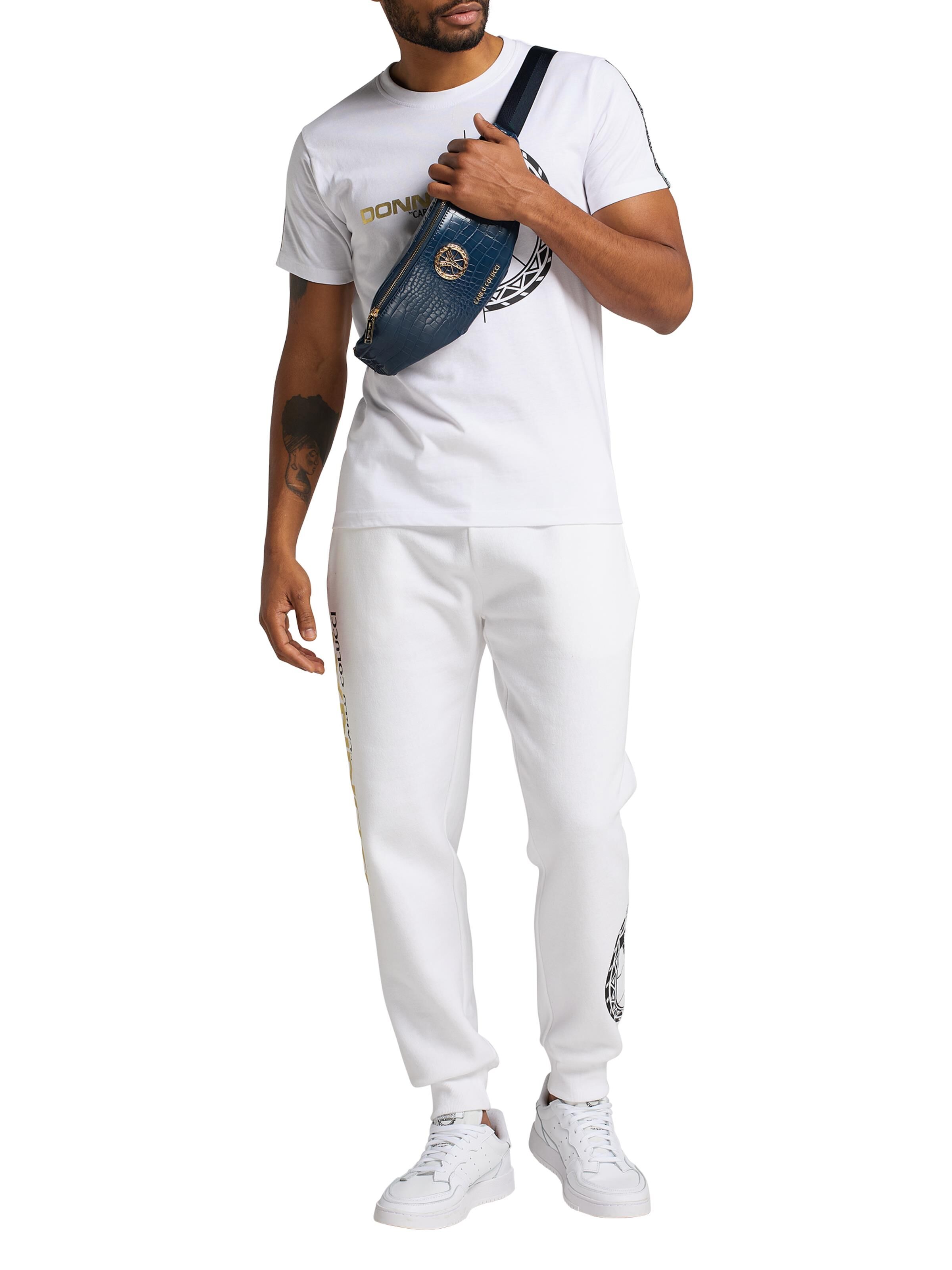  Bum bag in crocodile look