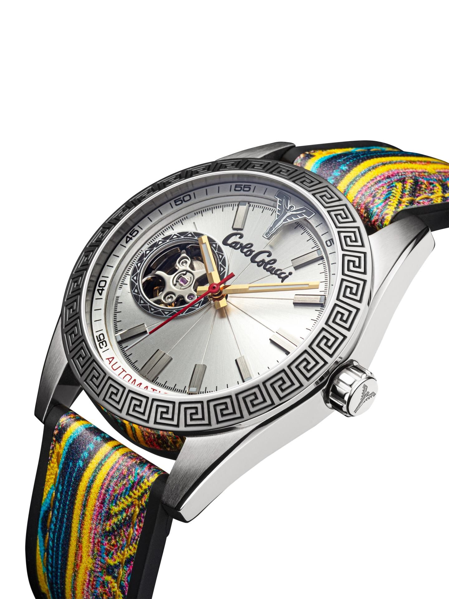  Round stainless steel watch with silicone strap