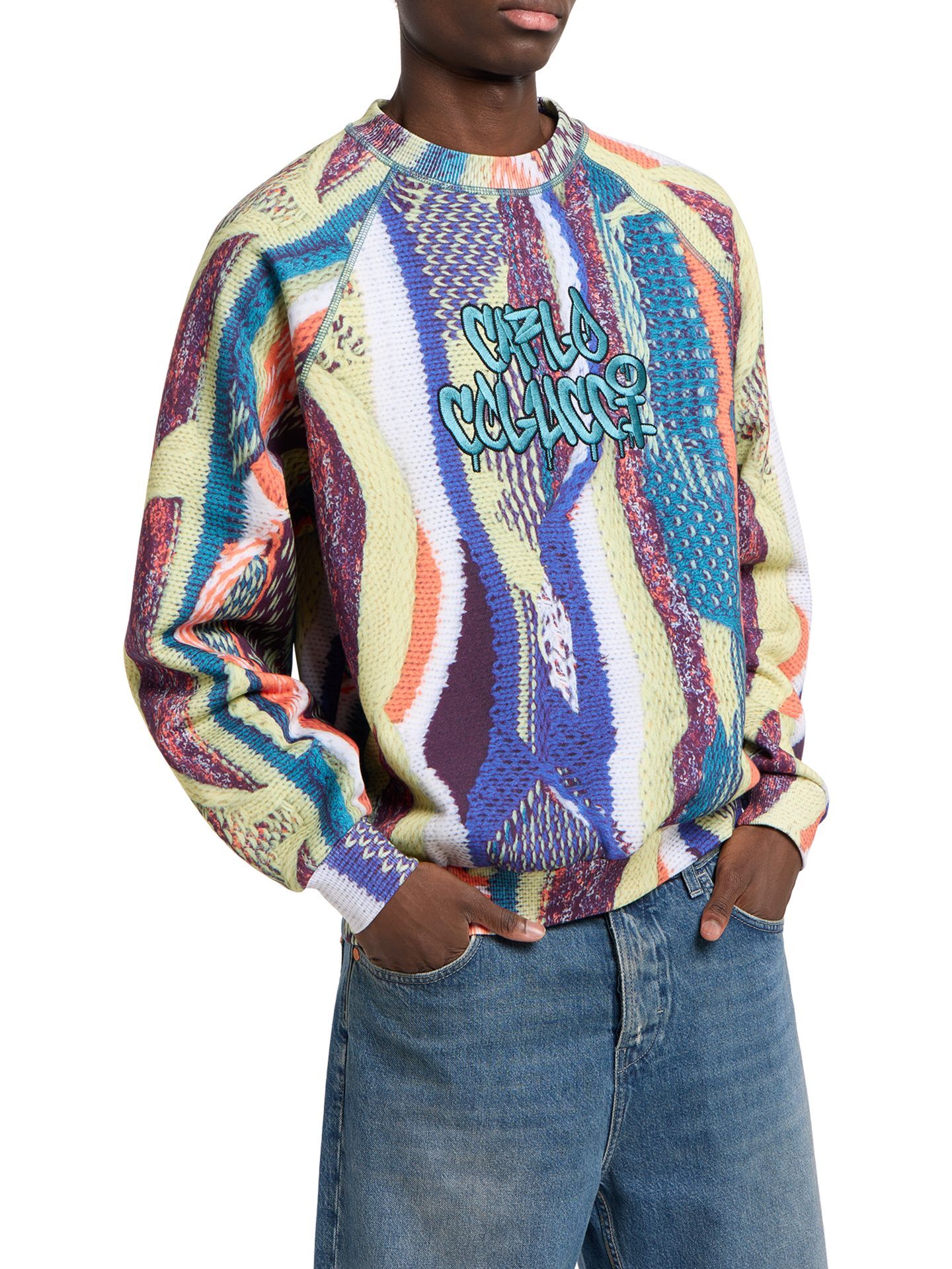 Sweatshirt - Zoom in 