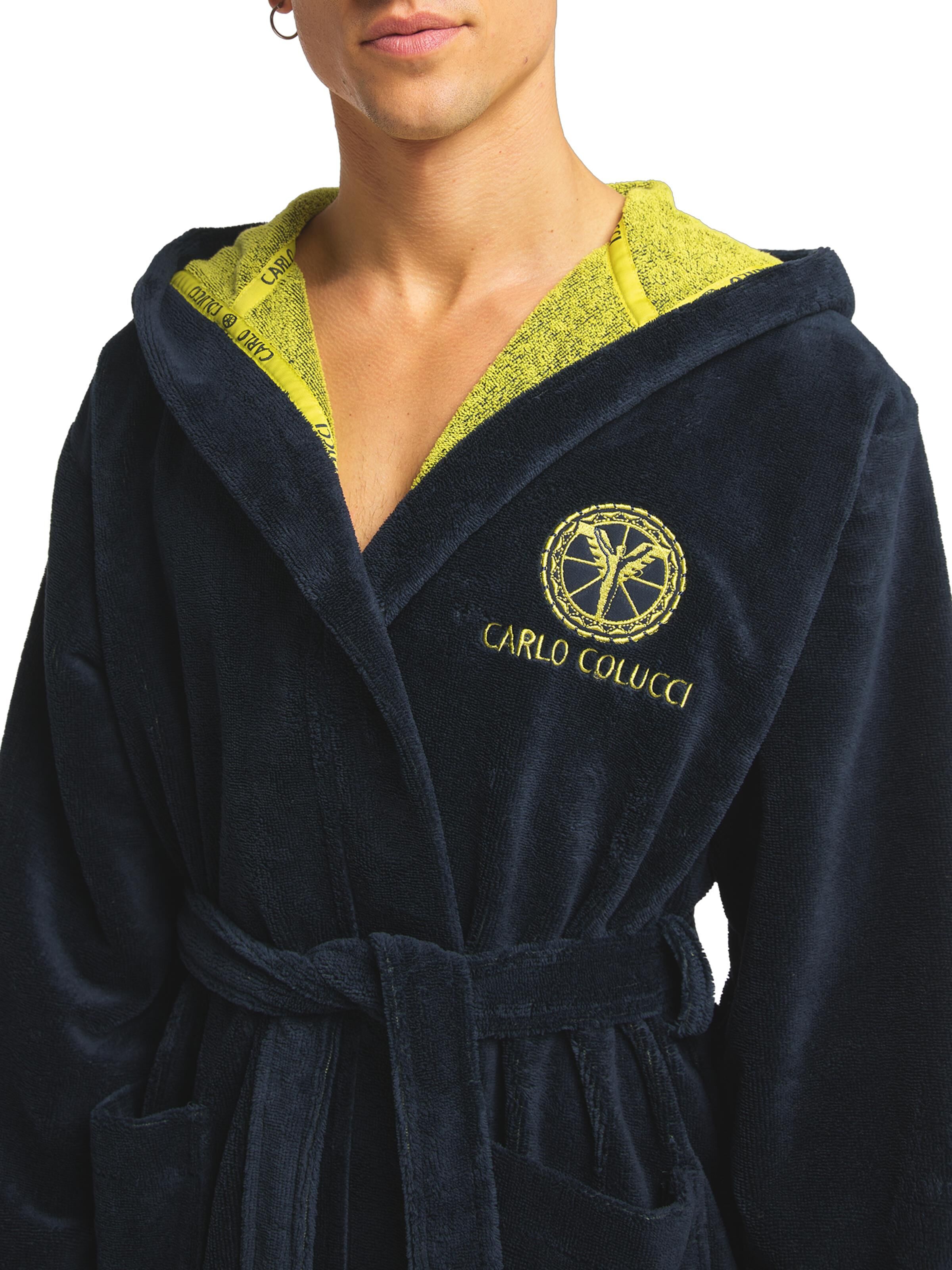 Bademantel mit Kapuze