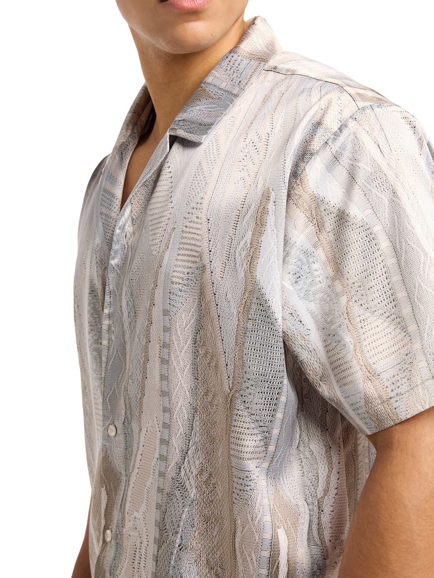 Hemd mit Knitprint