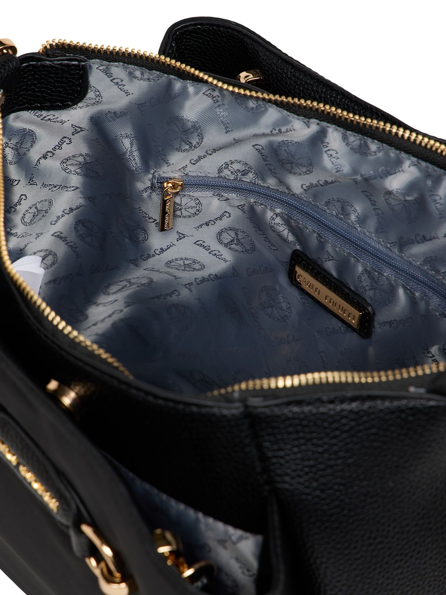  Hand bag with logo embossing