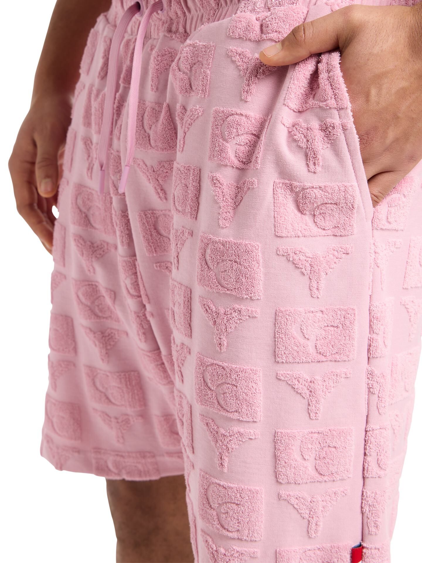 Oversize Short mit Frotteeinsätzen