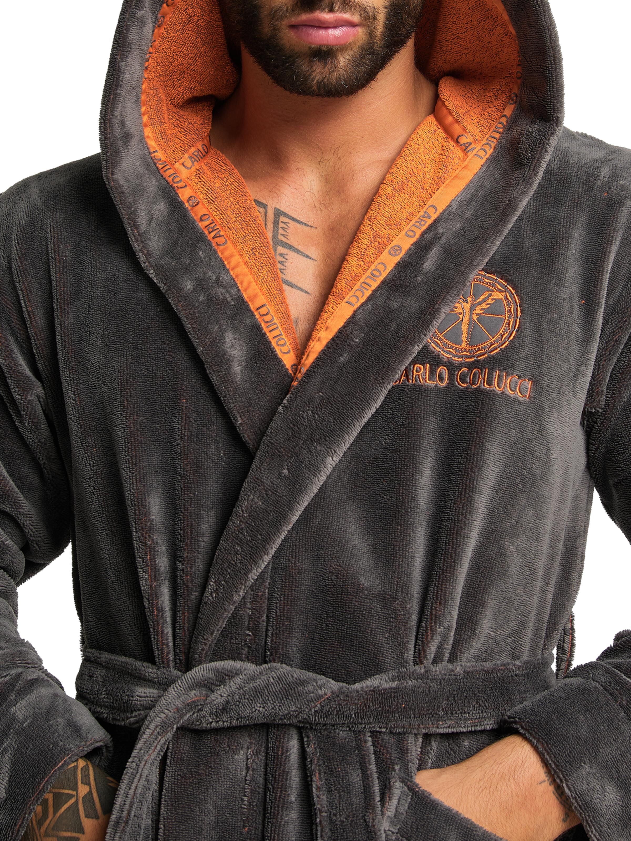 Bademantel mit Kapuze