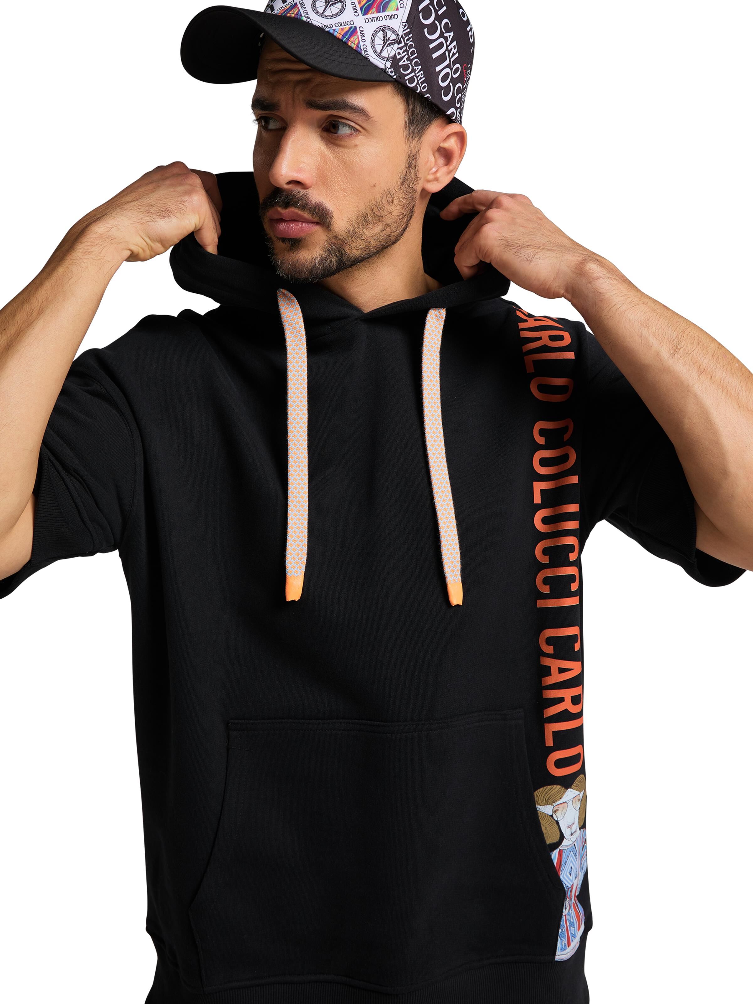 Unisex base cap with block lettering