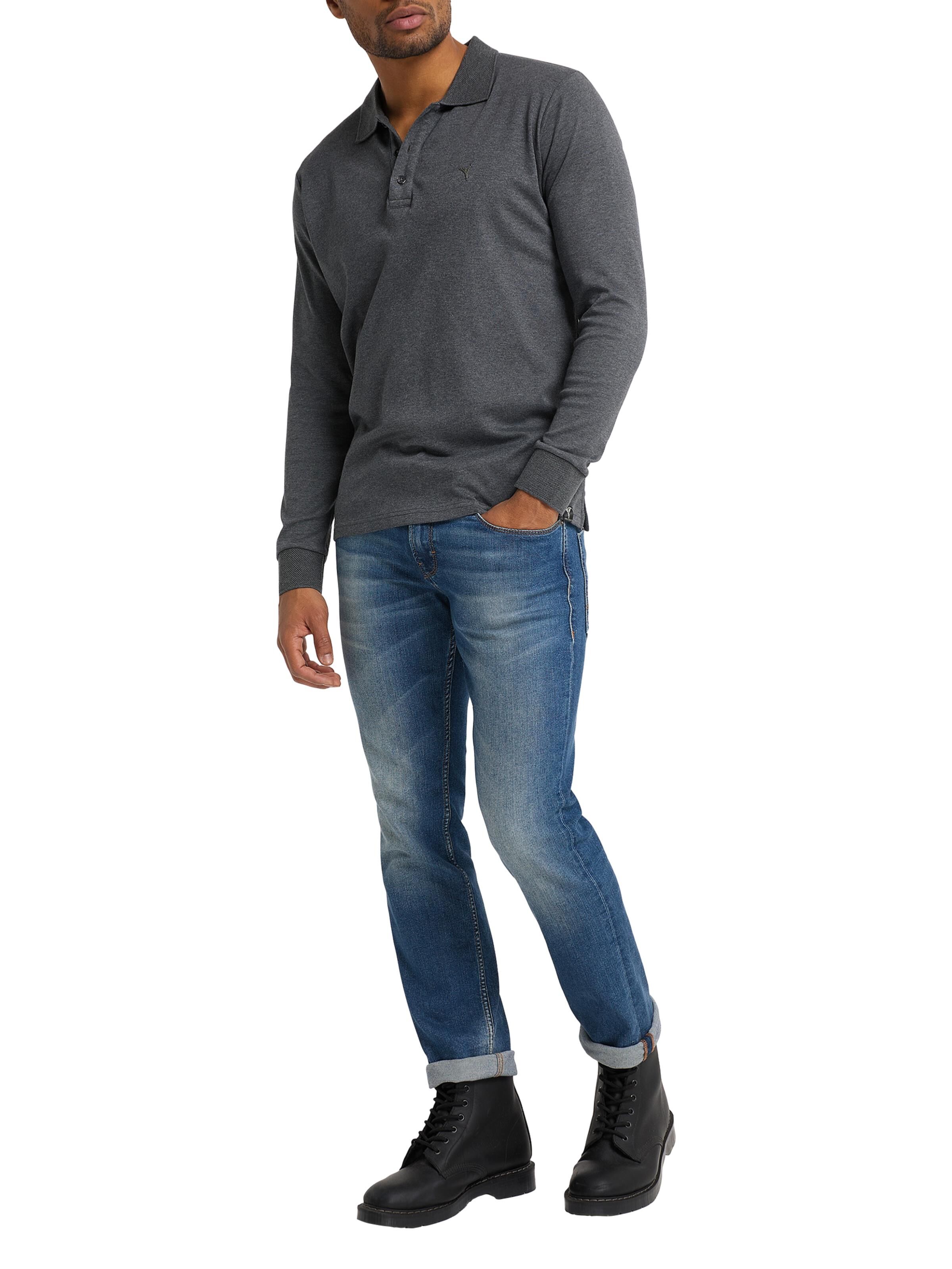  Long-sleeve poloshirt