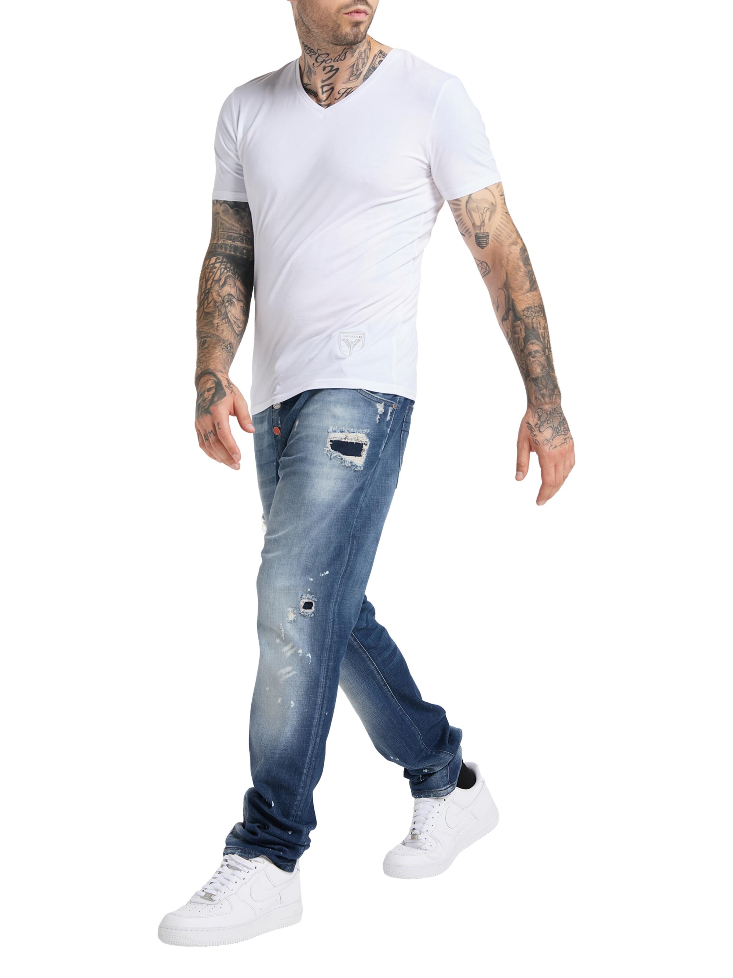 V-neck T-Shirt mit aufwendiger Stickerei