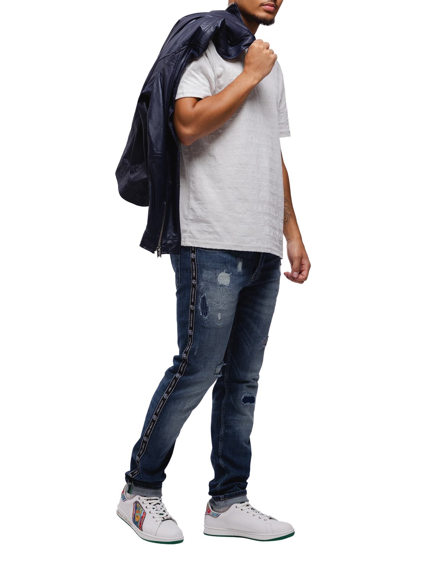 Destroyed jeans with side piping