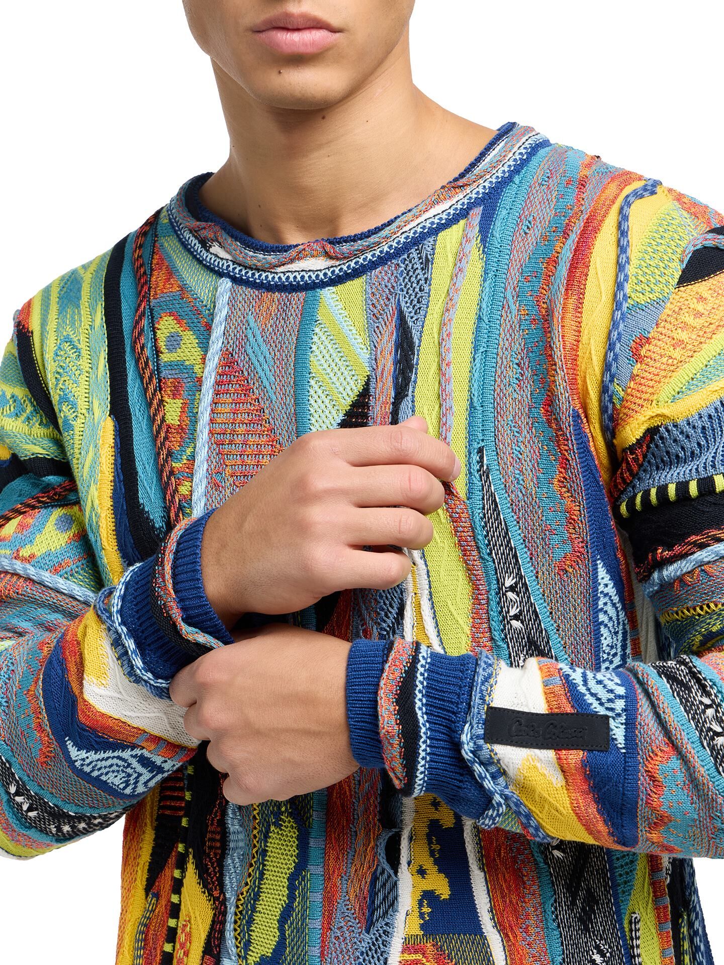 Crew neck knit sweater