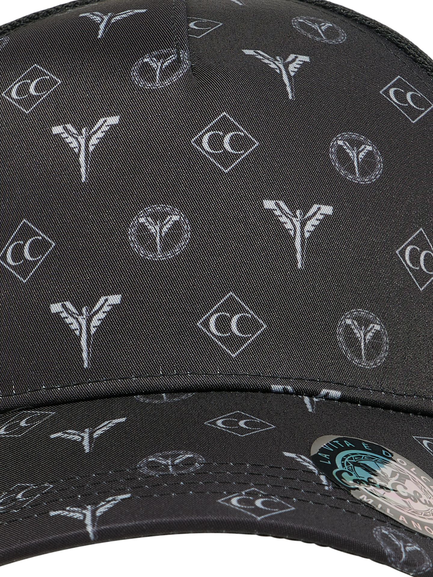 Unisex trucker cap with logo print