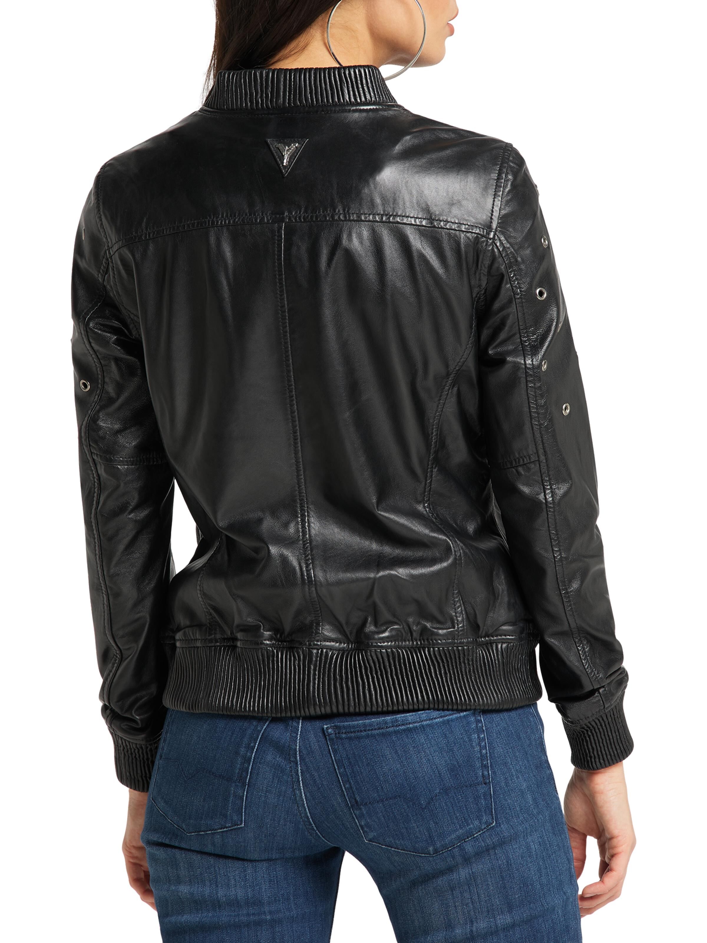  Ladies leatherjacket with rivets