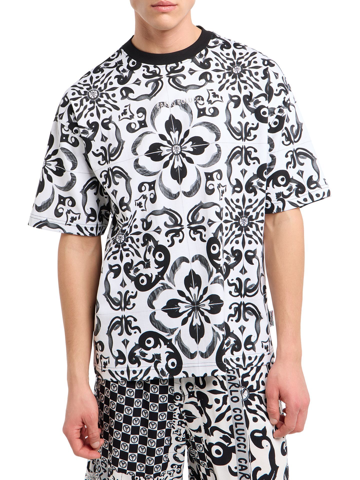  Oversize T-Shirt - Mosaic Legacy