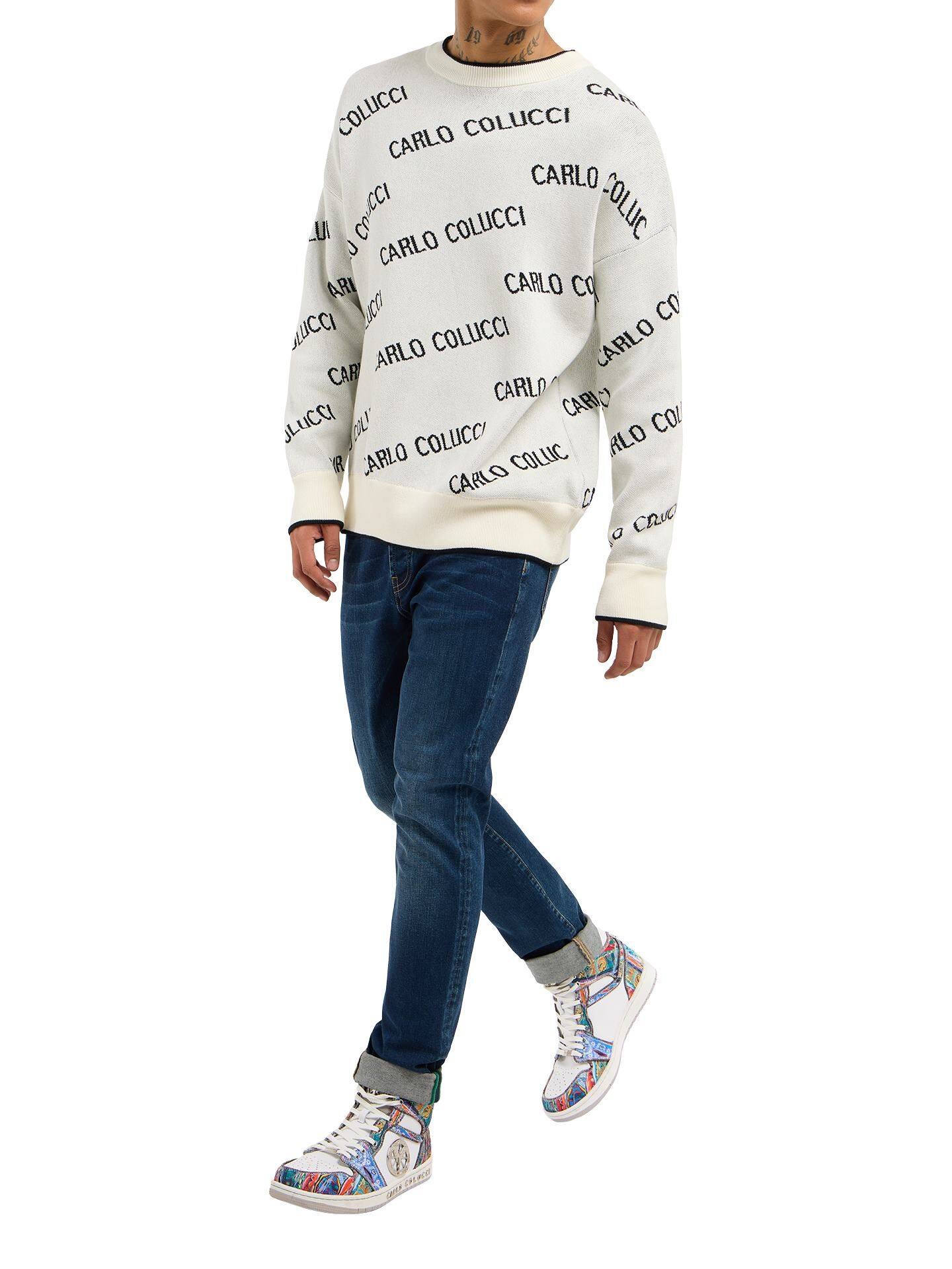 Oversize knit sweater