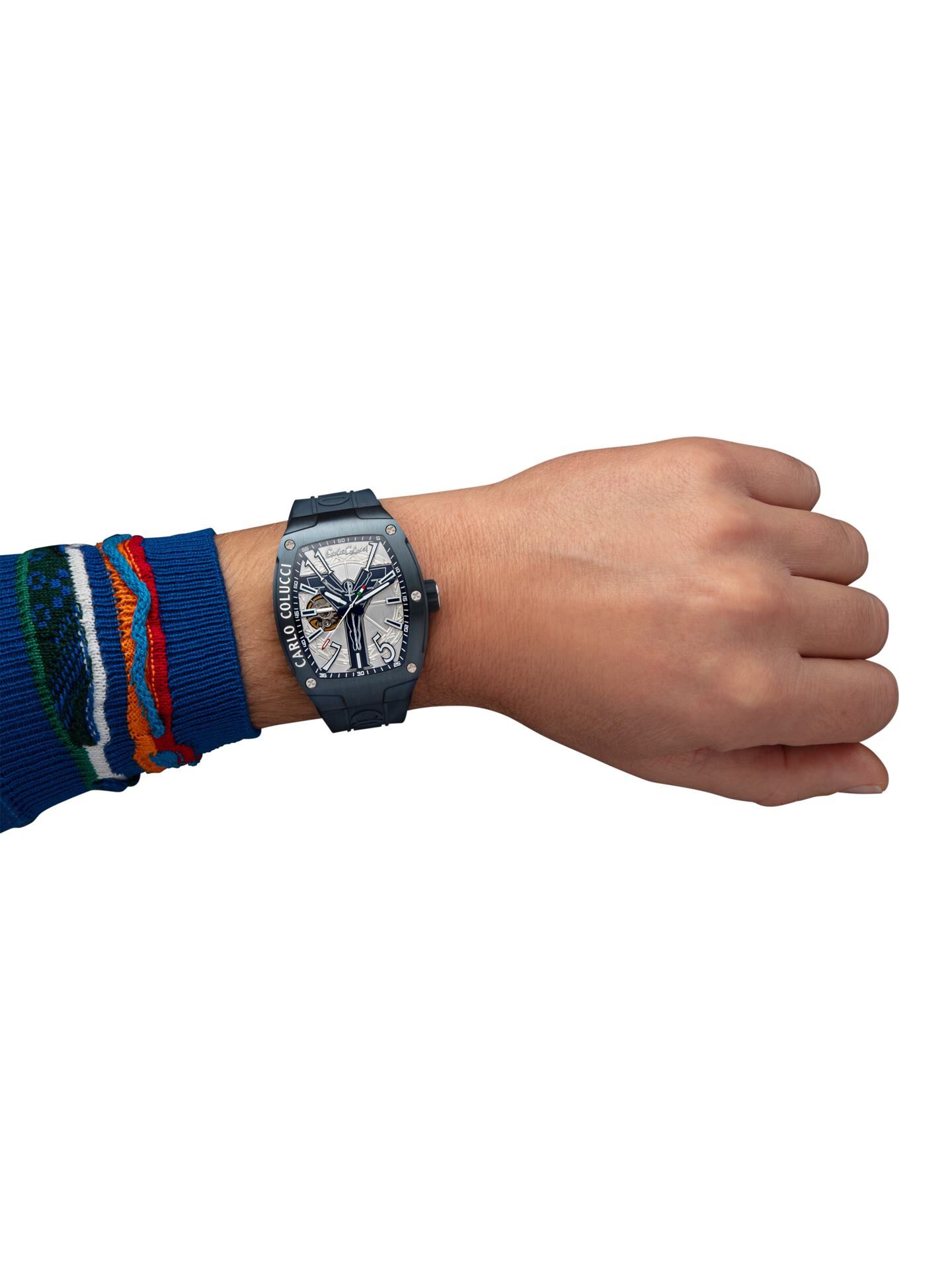  Stainless steel watch with silicone strap