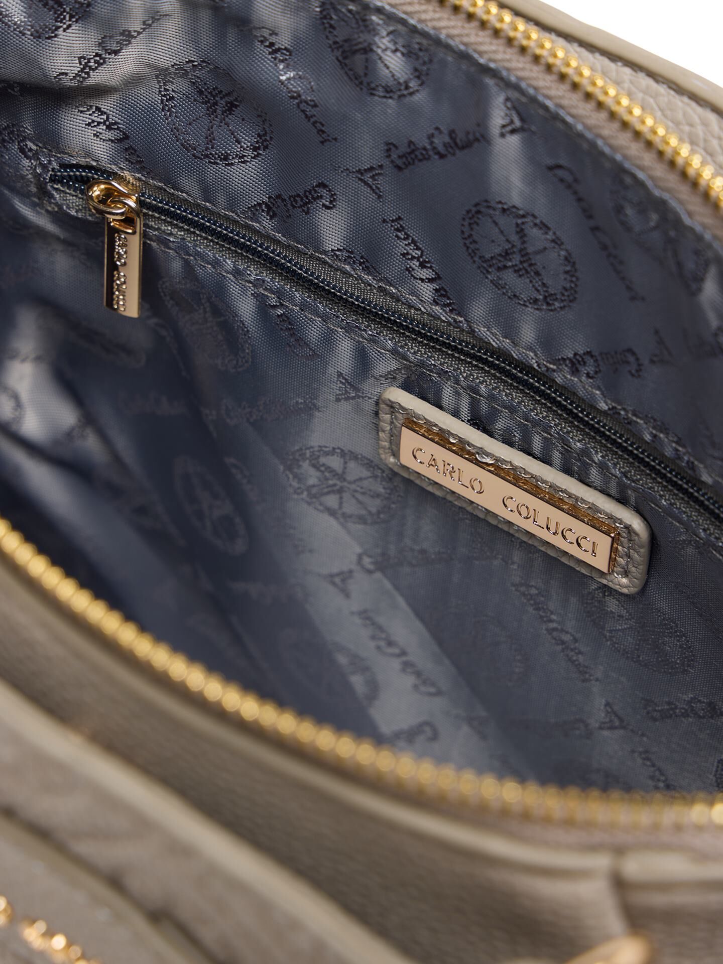 Hand bag with logo embossing