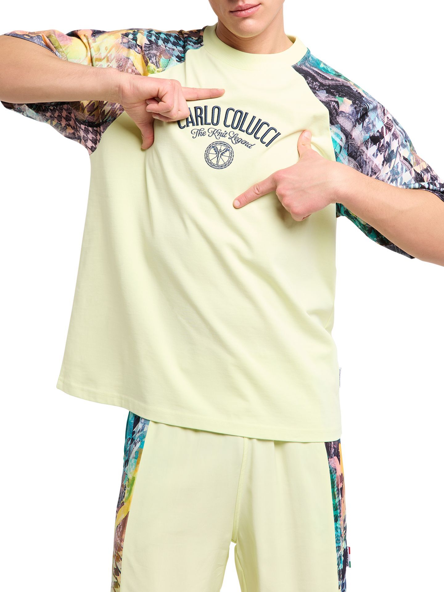  T-Shirt - The Knit Legend