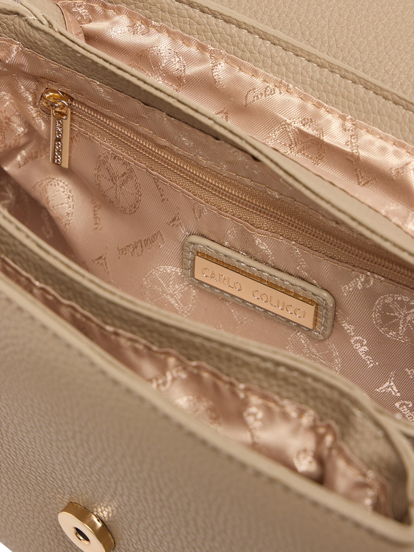 Umhängetasche mit Logoprägung