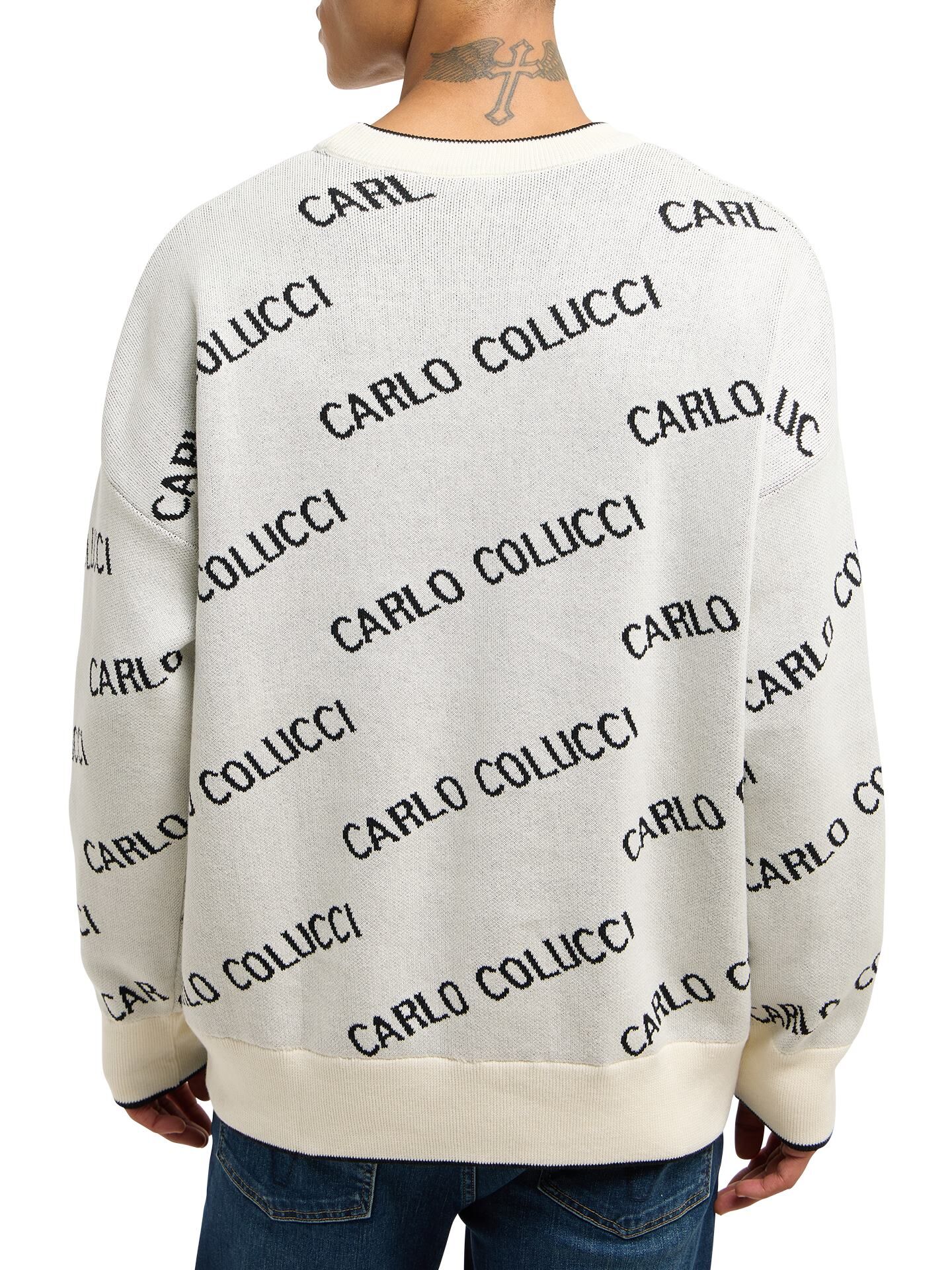 Oversize knit sweater