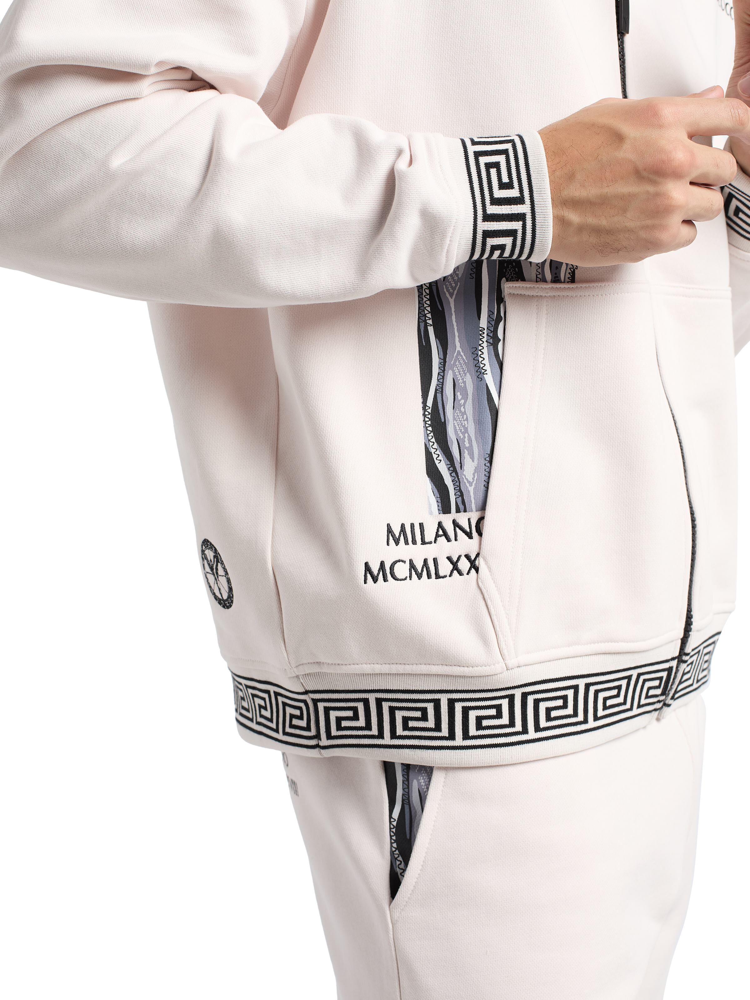  Hoodie Knit Cutting Story