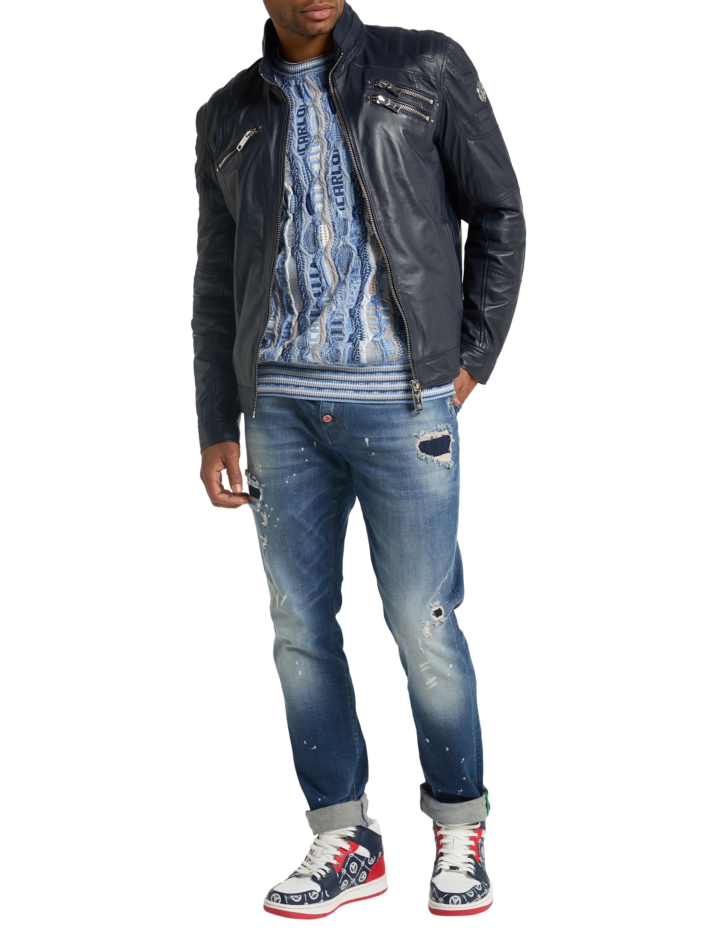 Lederjacke im Bikerstil