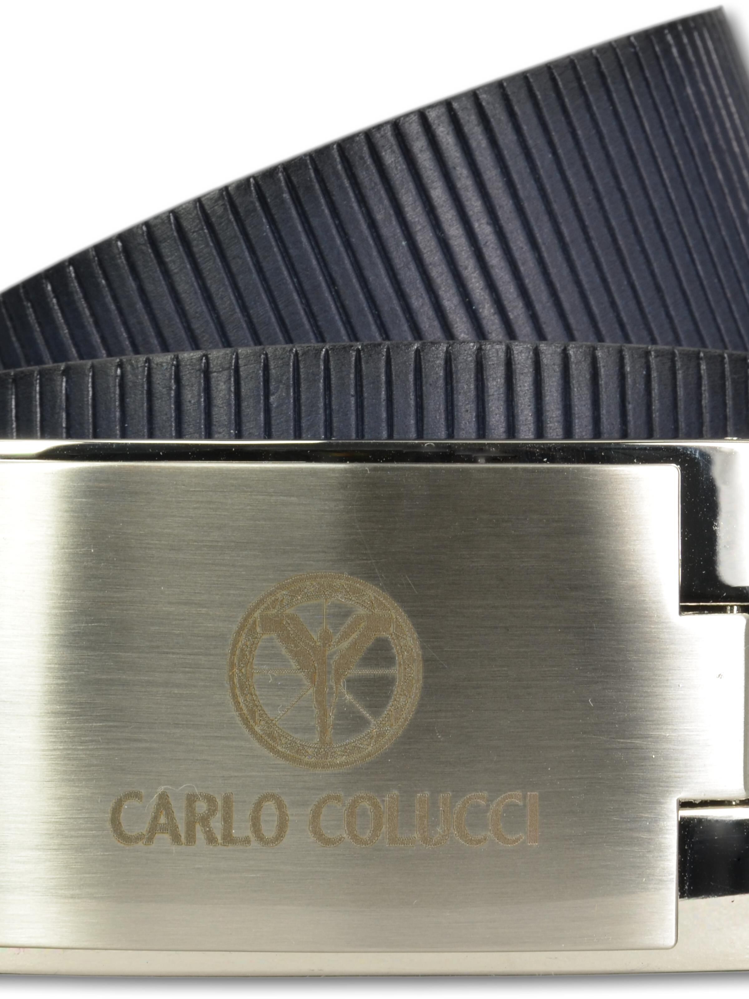 Sporty belt with groove embossment