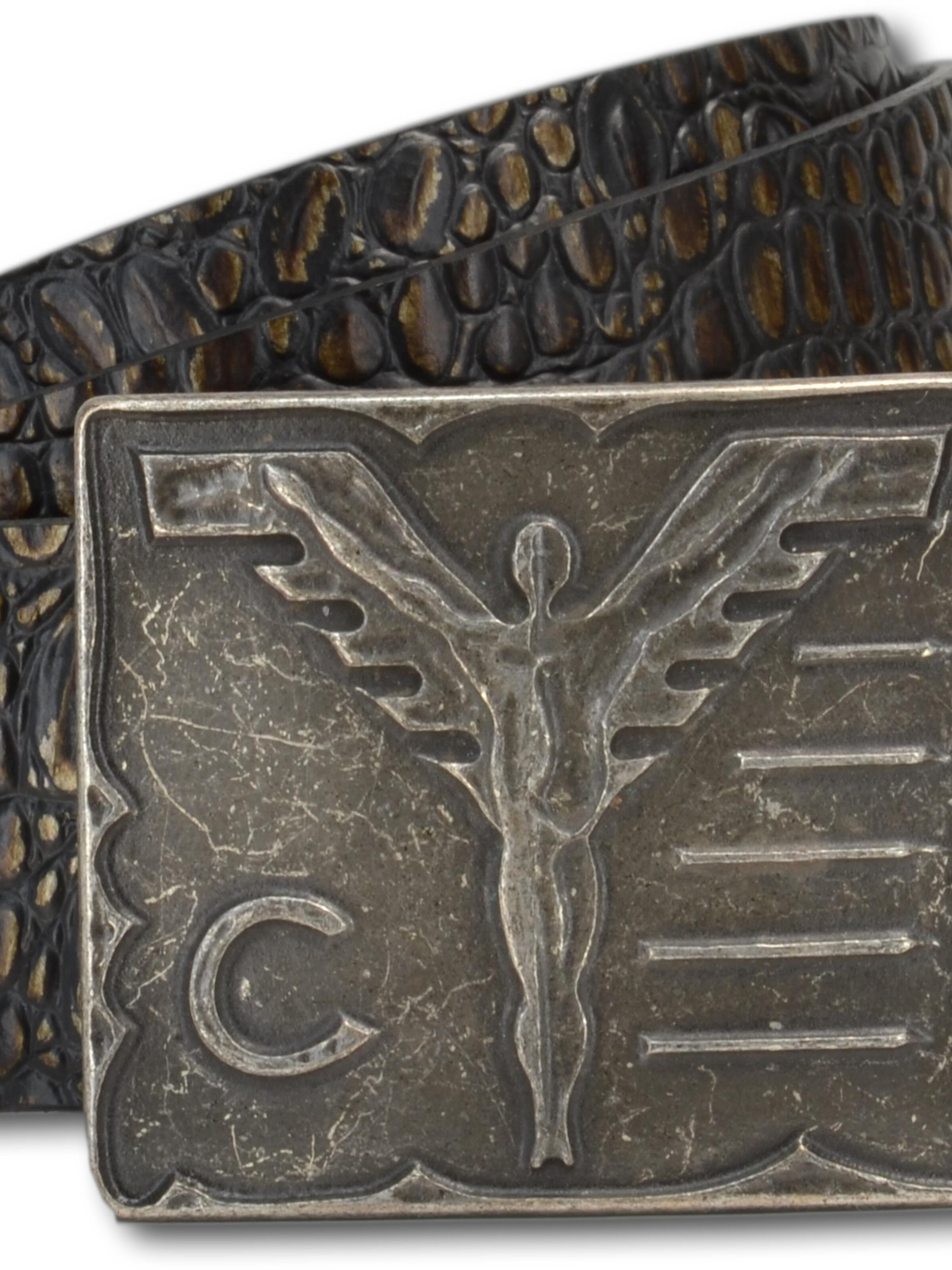  Leather belt with croco embossing