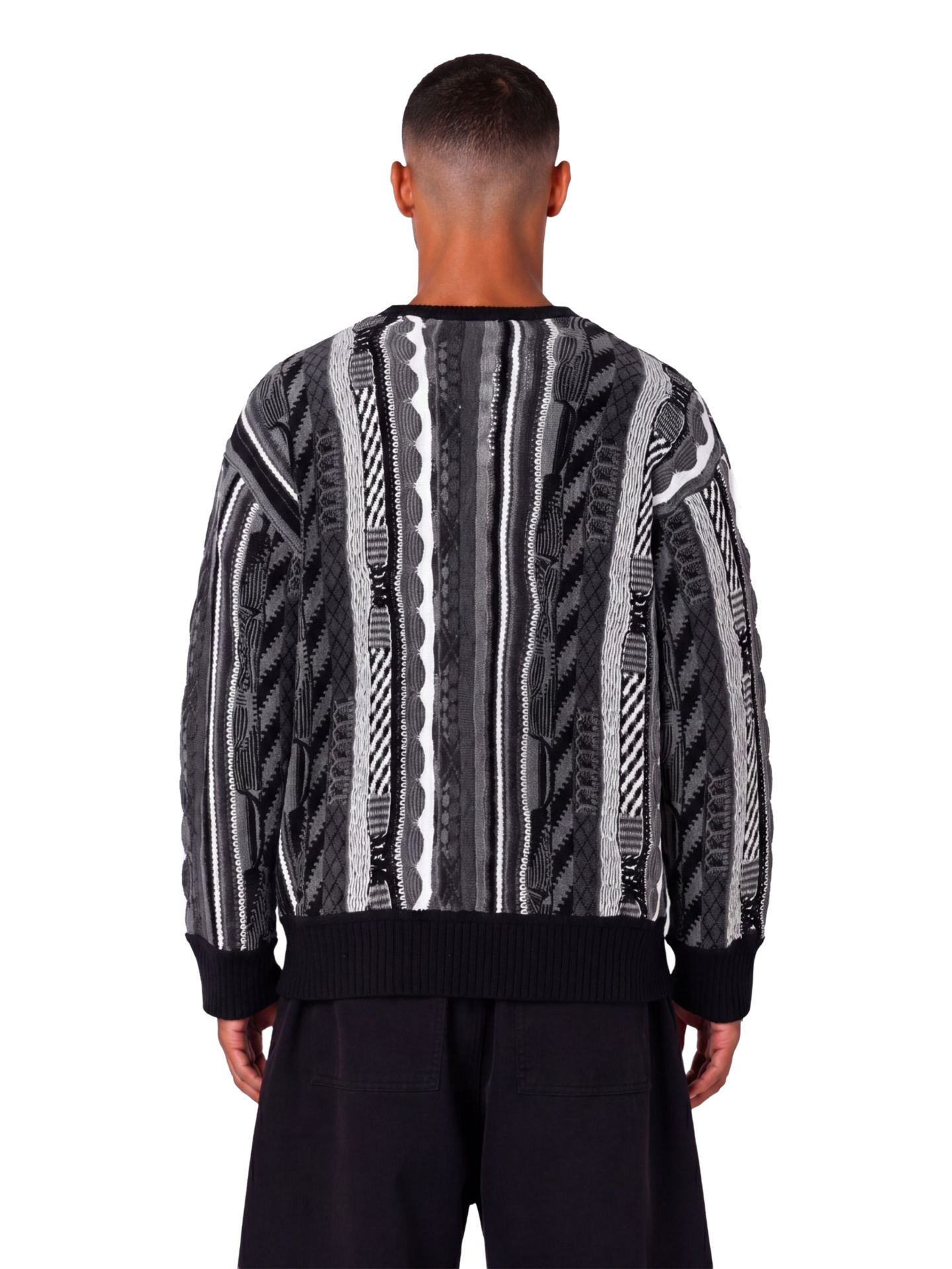  Knit cardigan