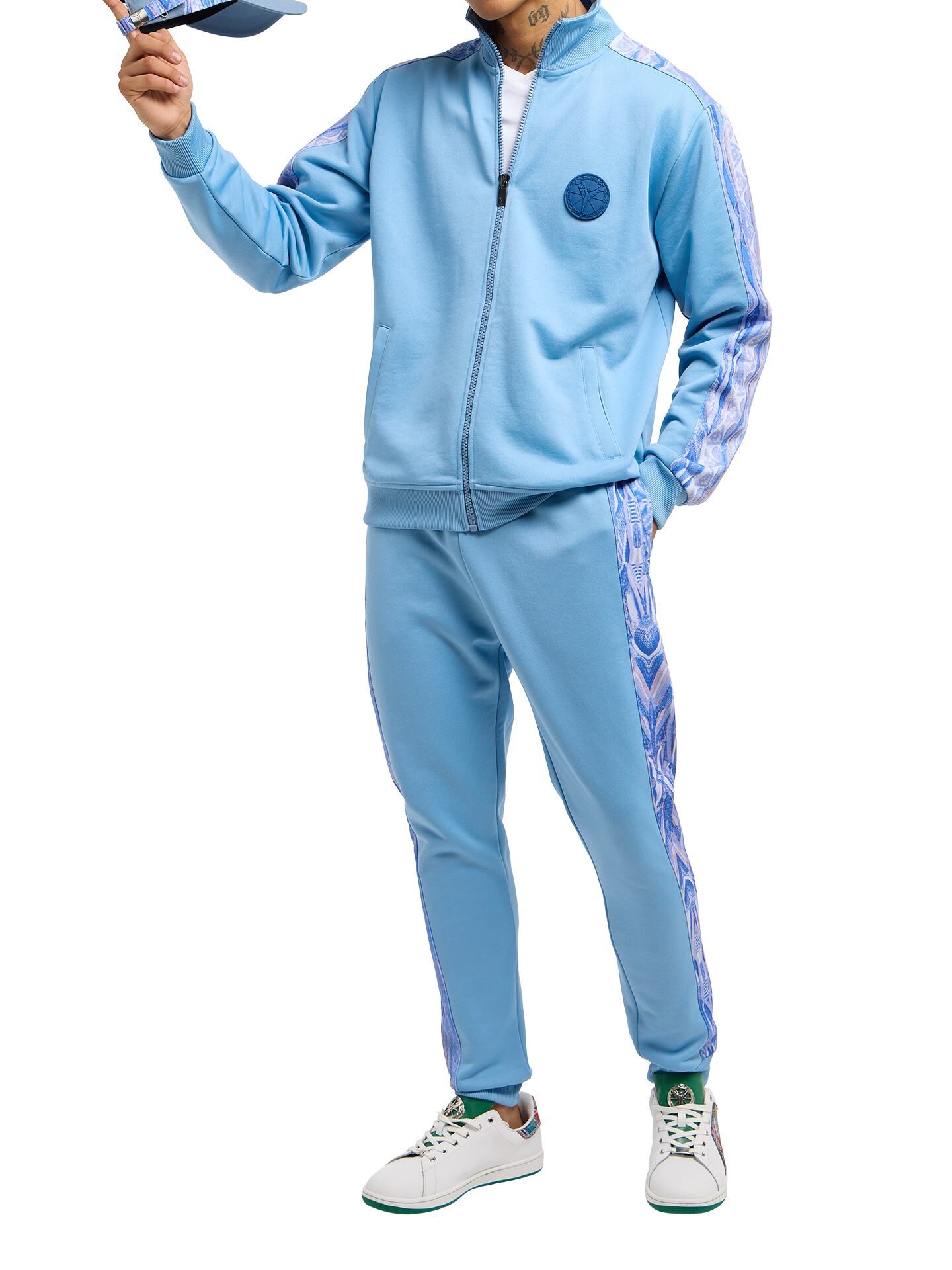 Tracksuit Set mit Unique Badge