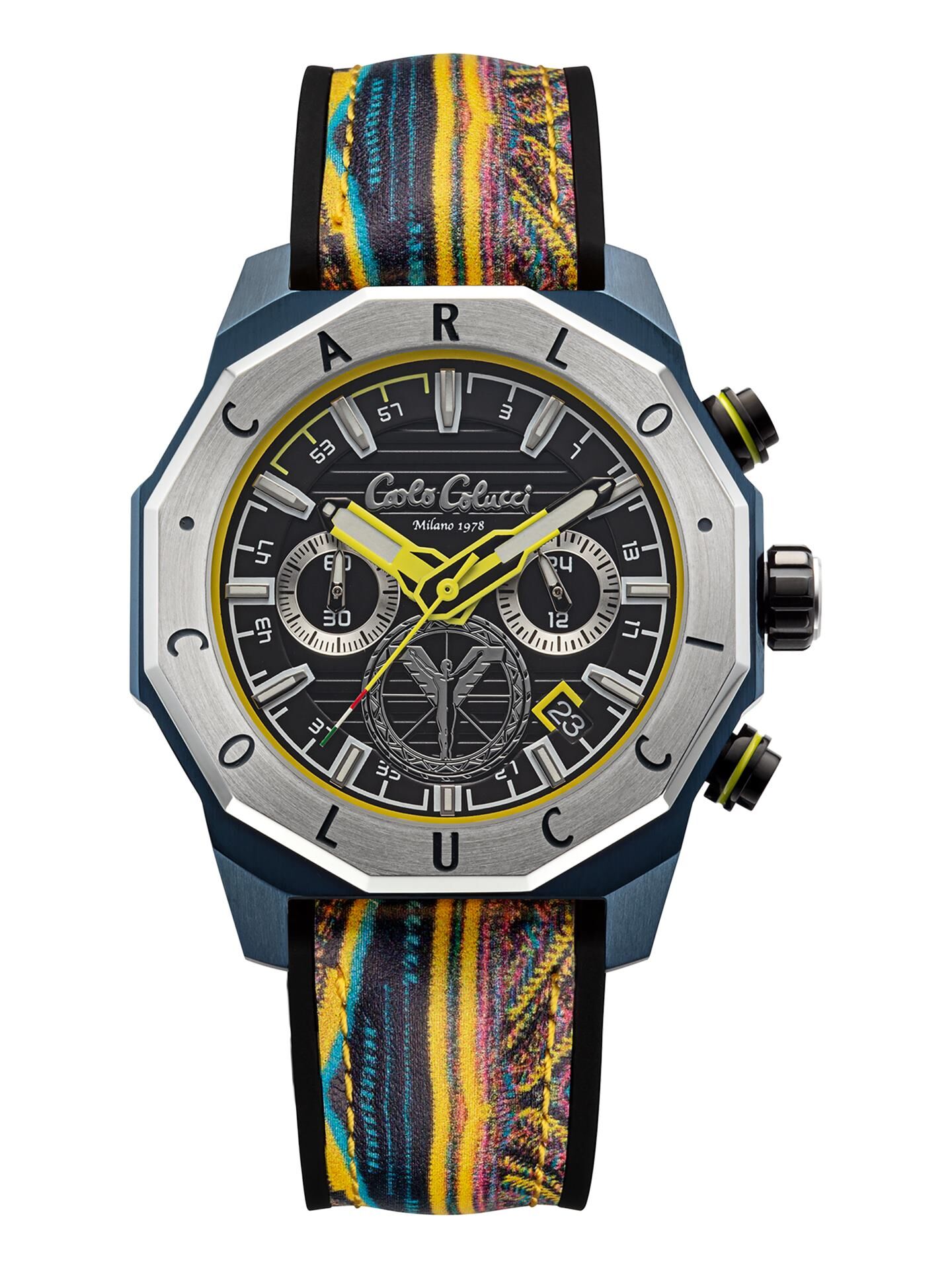Round stainless steel watch with silicone strap
