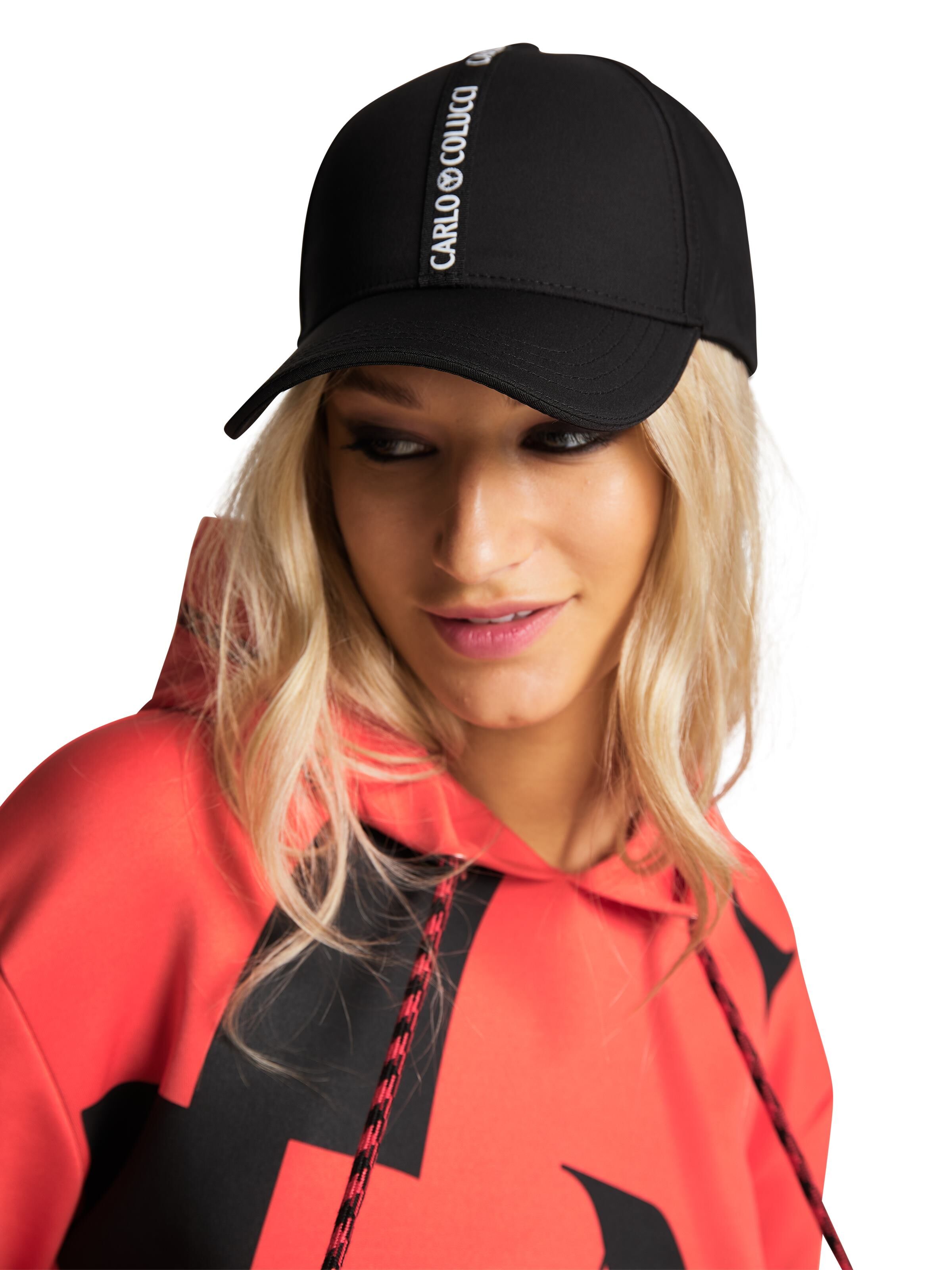  Basecap mit Logopiping