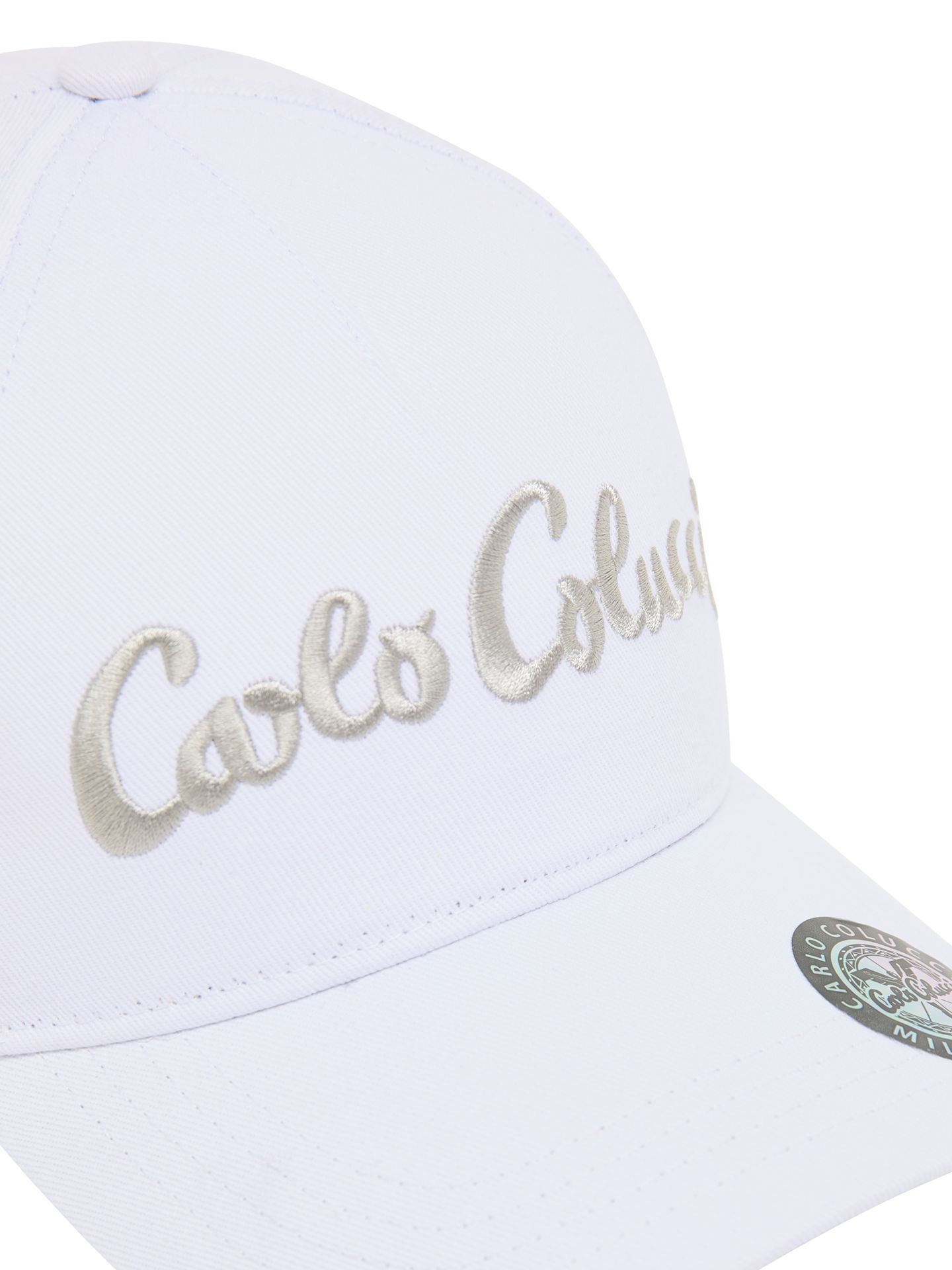  Unisex base cap with 3D logo embroidery