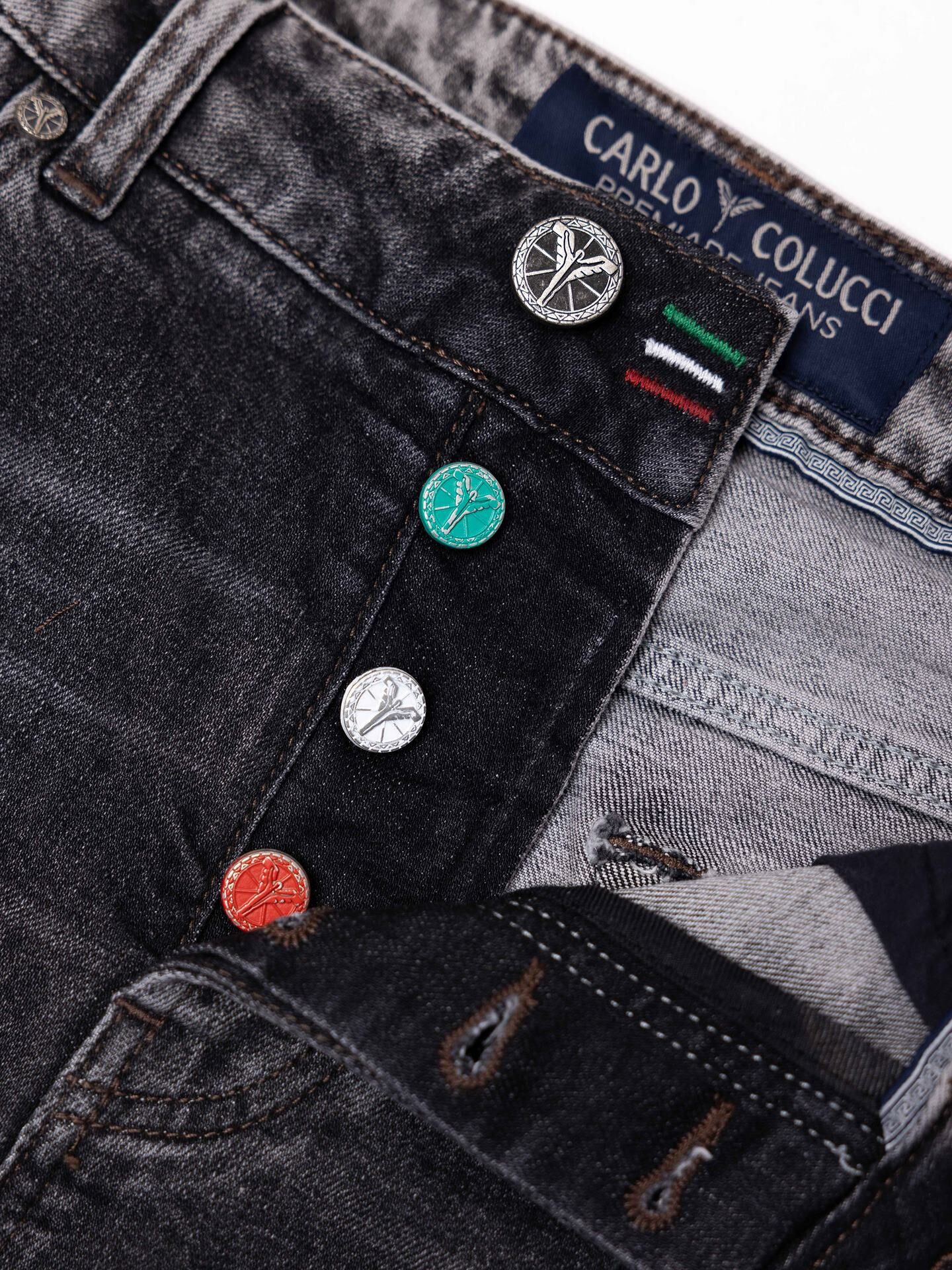 5-Pocket Jeans mit Used-Details