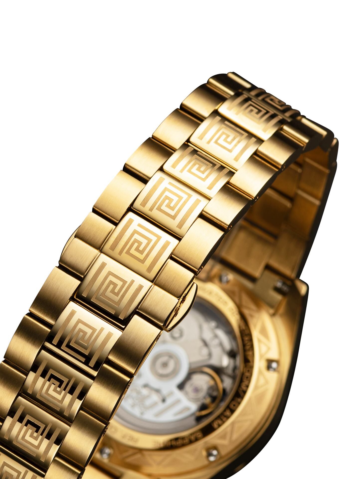  Round stainless steel watch
